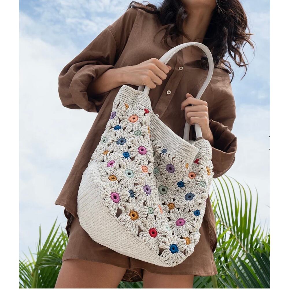 The sak large tote
Los Feliz Large Tote - Picture 7 of 8